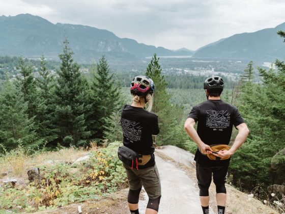 Dream Collaboration Mons Royale Teams Up With Squamish Based Alice Brohm People Looking Over View