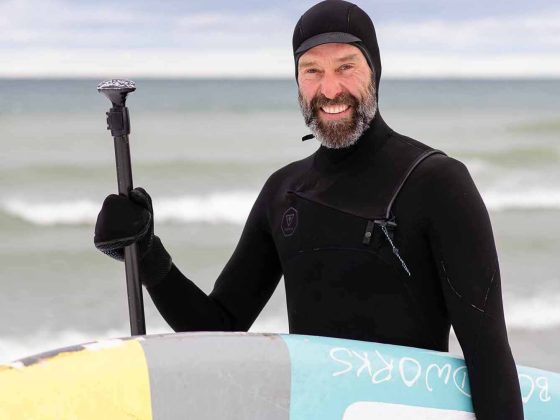 jeremy-Down-artist-surfing